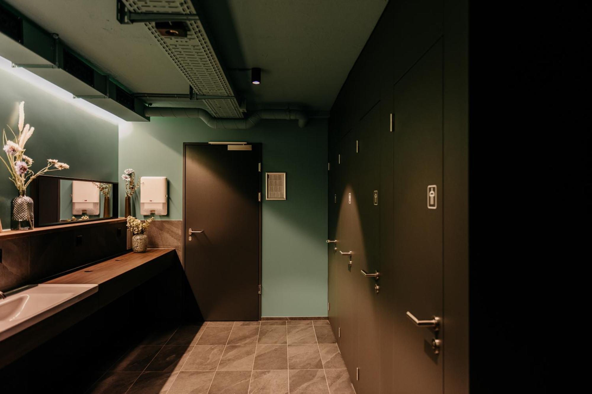 Capsule Hotel - Lucerne Old Town Exterior foto